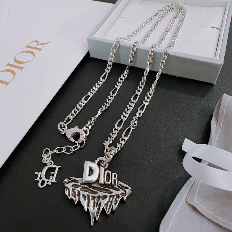 Dior Necklace 04lyr254 (6)